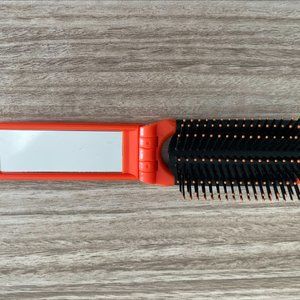 Portable comb.